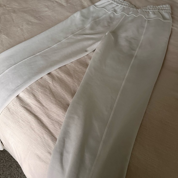 Lululemon Soft Stream High Rise Pant - Picture 5 of 5